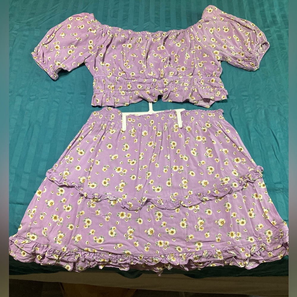 Daisy ruffle skirt set